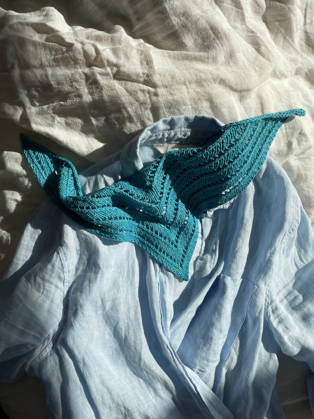 Papartis Lace Triangle Bandana | Knitting Pattern PDF